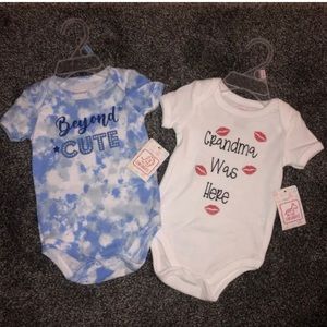 Set Of 2x Baby Unisex Bodysuits Size3-6months Beyond Cute’ Grandma Was Here’ New